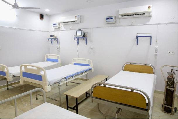 Post Operation Recovery Room at Saraswat Hospital Agra